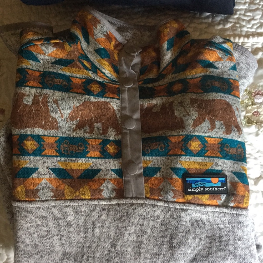 Simply Southern pullover NWT